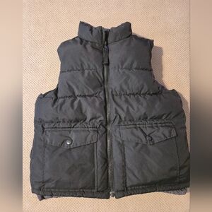 Old Navy Quilted Puffer Vest kids size small reversible thick vest black & gray
